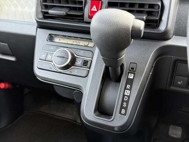 DAIHATSU TANTO 4WD 2022 Image 31