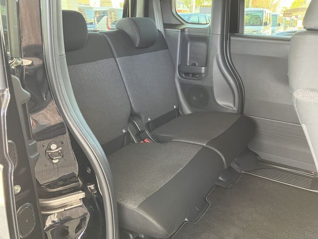 HONDA N BOX CUSTOM 2023 Image 31