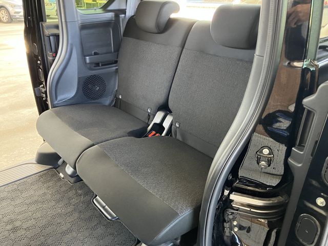 HONDA N BOX CUSTOM 2023 Image 31