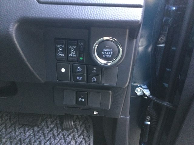 TOYOTA ROOMY 2020 Image 31