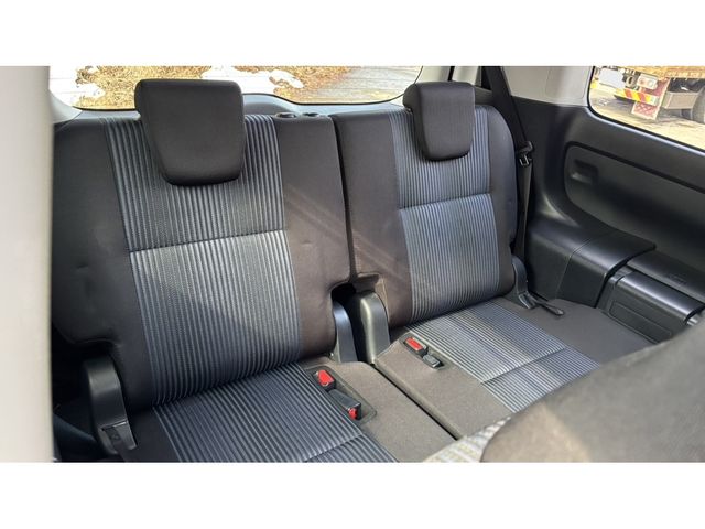 TOYOTA VOXY 2015 Image 31