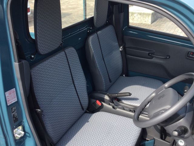 SUZUKI CARRY TRUCK 4WD 2025 Image 31