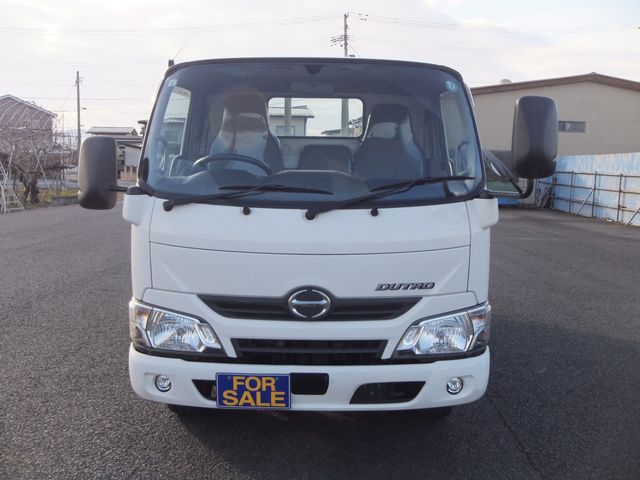 HINO DUTRO 2017 Image 31
