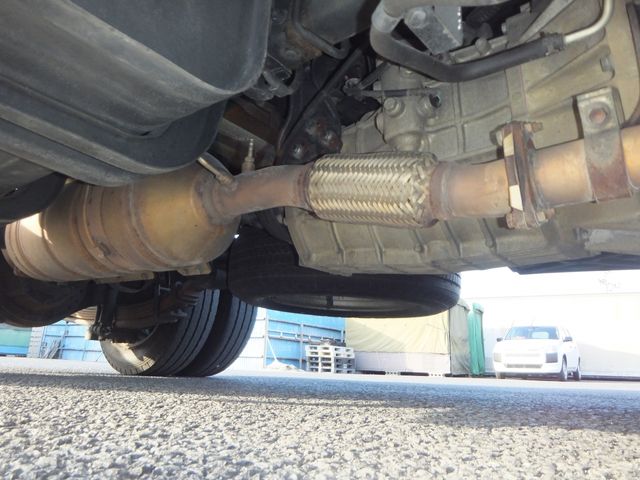 HINO DUTRO 2017 Image 31