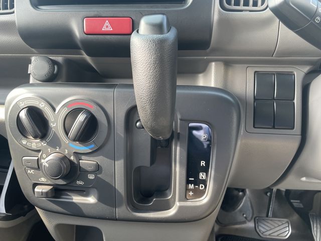 NISSAN NV100 CLIPPER 2025 Image 31