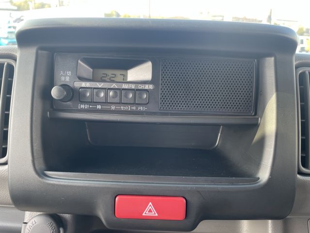 NISSAN NV100 CLIPPER 2025 Image 31