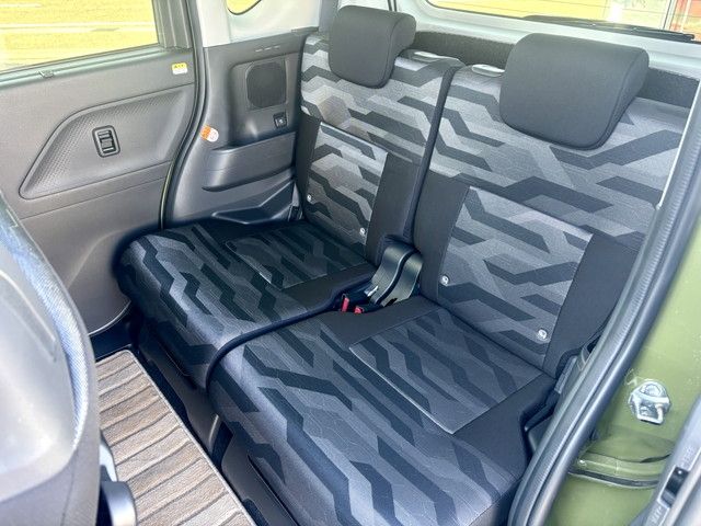 DAIHATSU TANTO FAN CROSS 2022 Image 31