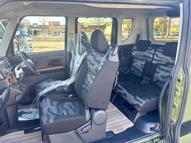 DAIHATSU TANTO FAN CROSS 2022 Image 31