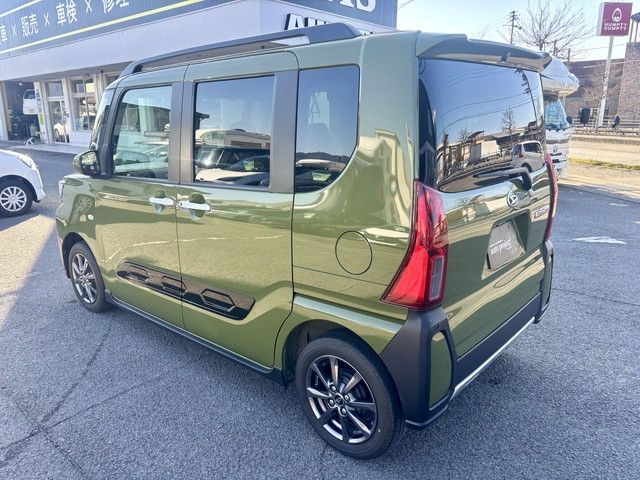 DAIHATSU TANTO FAN CROSS 2022 Image 31