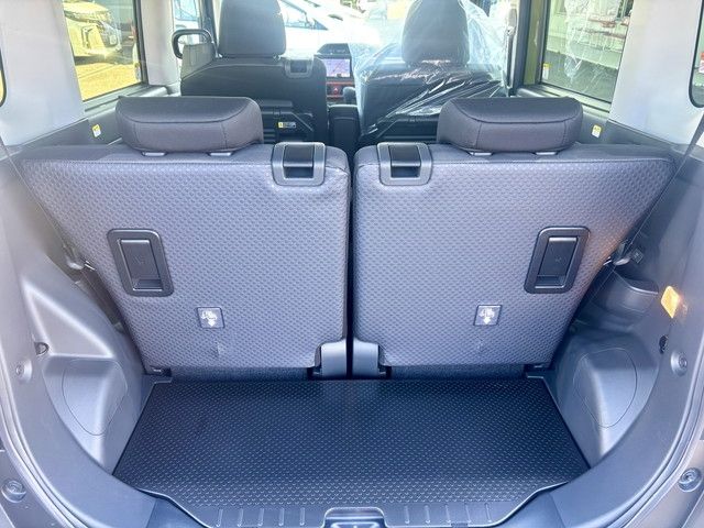 DAIHATSU TANTO FAN CROSS 2022 Image 31