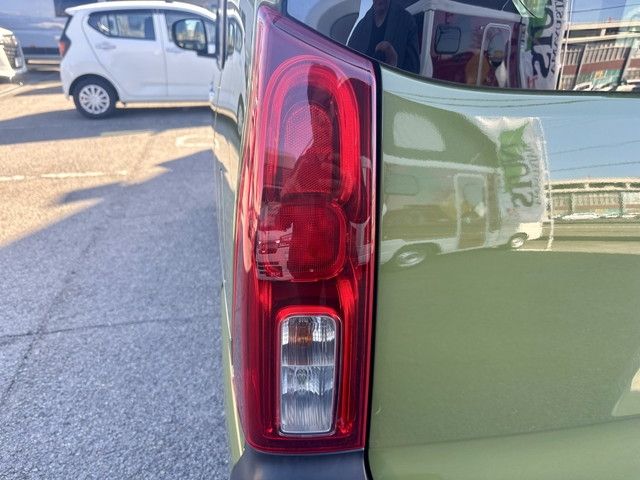 DAIHATSU TANTO FAN CROSS 2022 Image 31