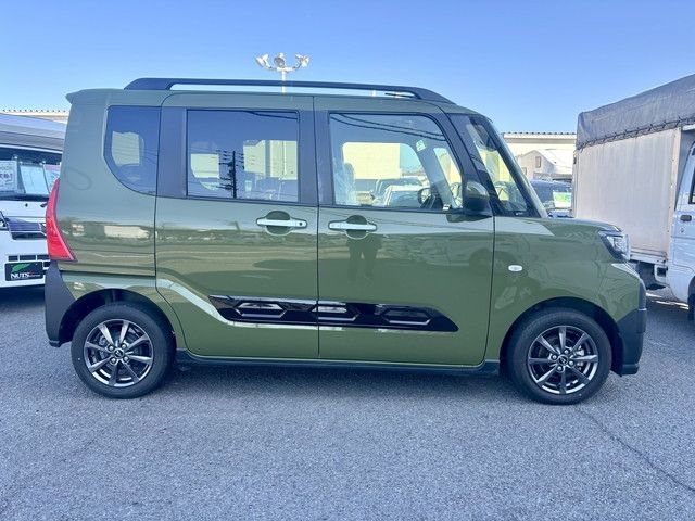 DAIHATSU TANTO FAN CROSS 2022 Image 31