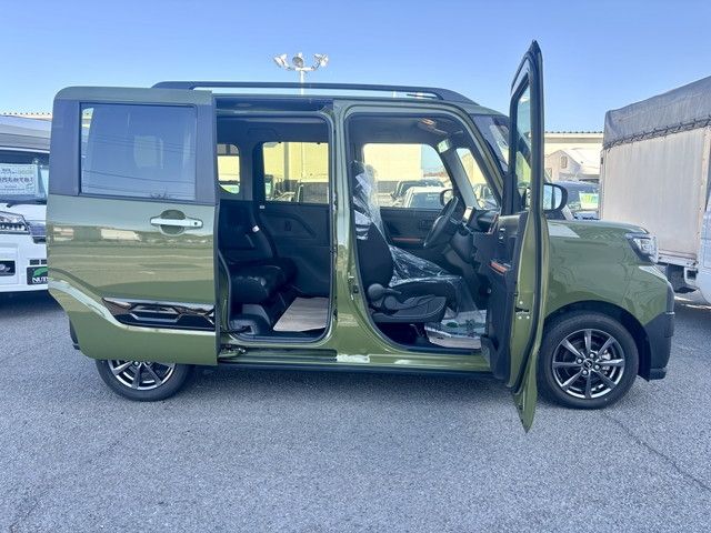 DAIHATSU TANTO FAN CROSS 2022 Image 31