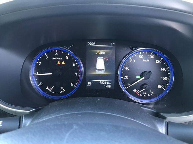 NISSAN ELGRAND 2017 Image 31