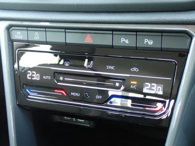 VOLKSWAGEN T-ROC 2024 Image 31