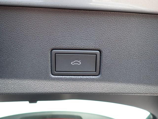 VOLKSWAGEN T-ROC 2024 Image 31