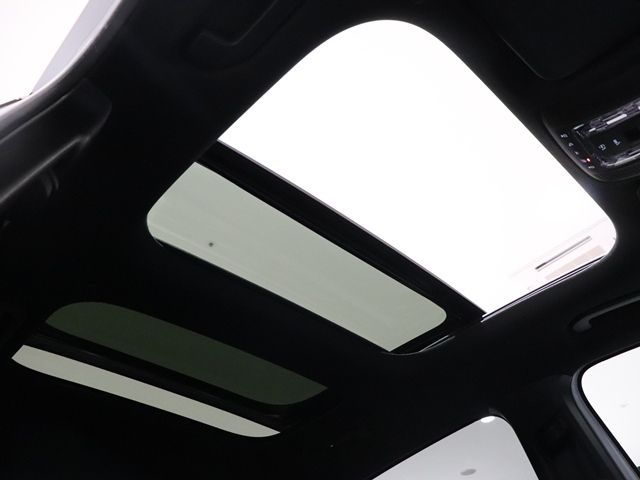 MERCEDES BENZ GLA CL 2020 Image 31