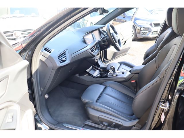 BMW 1SERIES 2020 Image 31