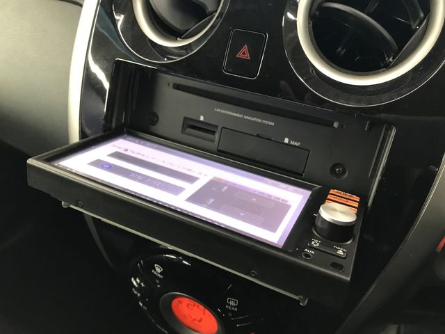 NISSAN NOTE 2015 Image 31