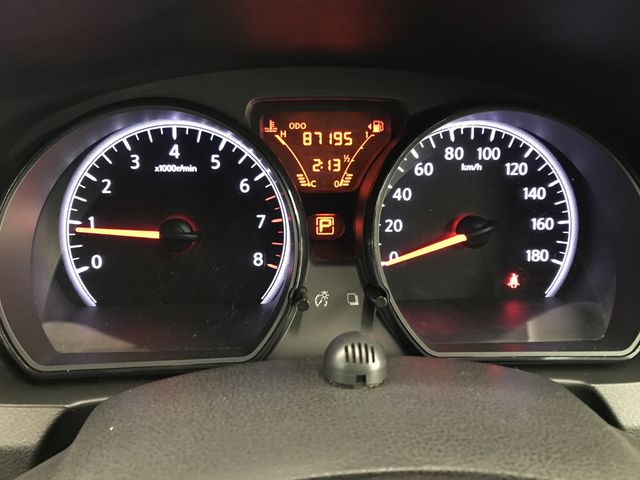 NISSAN NOTE 2015 Image 31