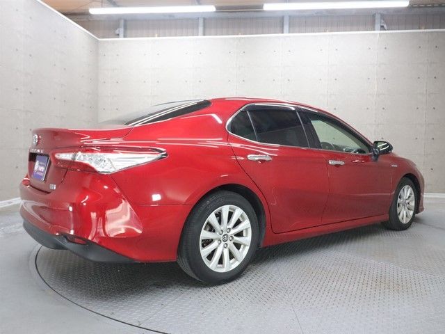 TOYOTA CAMRY HYBRID 2018 Image 31