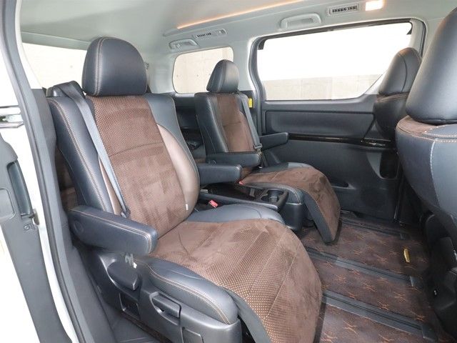 TOYOTA ALPHARD 2014 Image 31