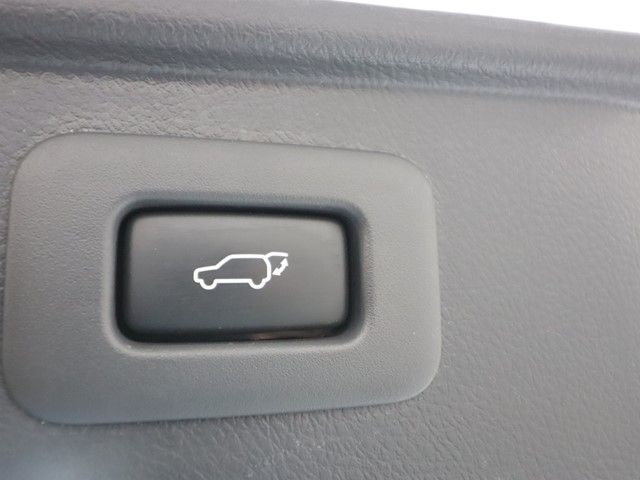 TOYOTA ALPHARD 2014 Image 31