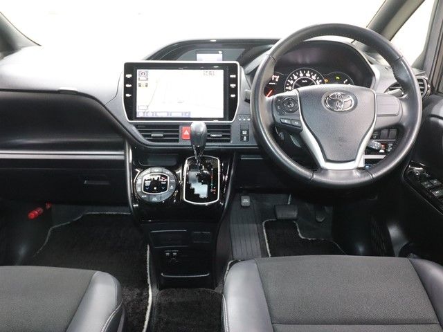 TOYOTA NOAH 2019 Image 31