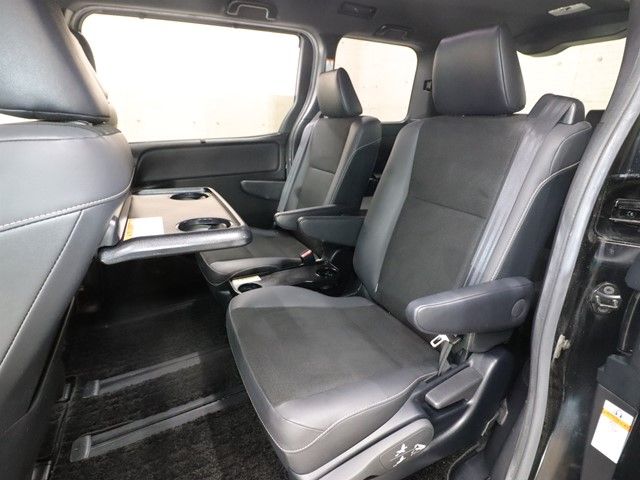 TOYOTA NOAH 2019 Image 31