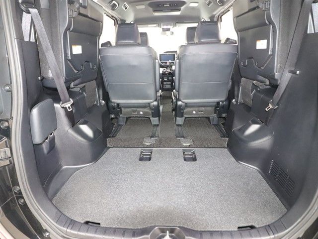 TOYOTA NOAH 2019 Image 31