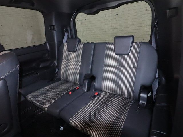 TOYOTA NOAH 2019 Image 31