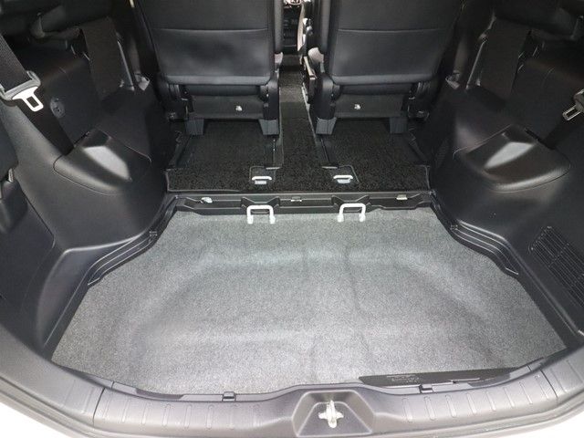 TOYOTA NOAH 2019 Image 31