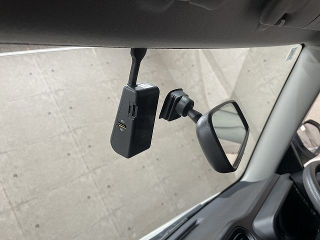 TOYOTA PROBOX VAN 2WD 2021 Image 31