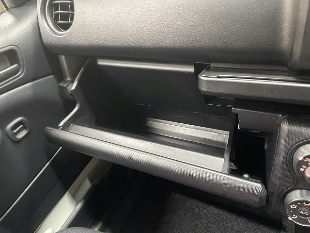 TOYOTA PROBOX VAN 2WD 2021 Image 31