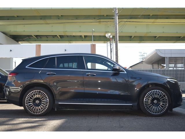 MERCEDES BENZ EQC 2020 Image 31