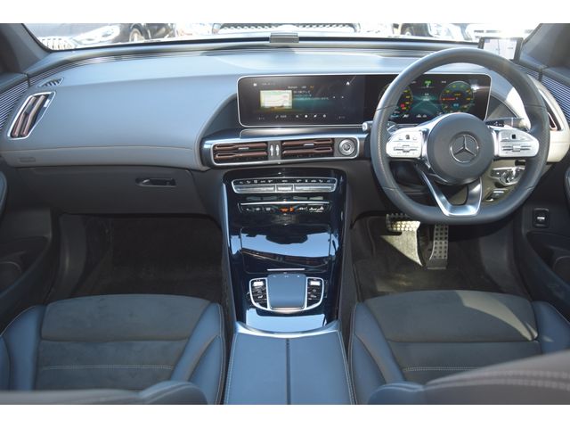 MERCEDES BENZ EQC 2020 Image 31
