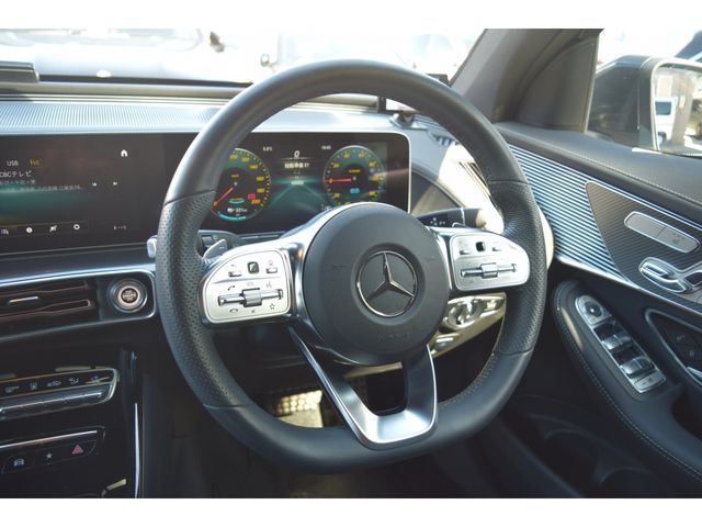 MERCEDES BENZ EQC 2020 Image 31