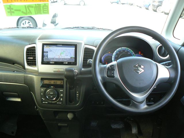 SUZUKI SPACIA 2015 Image 31