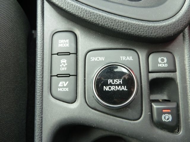 TOYOTA YARIS CROSS HYBRID 2021 Image 31