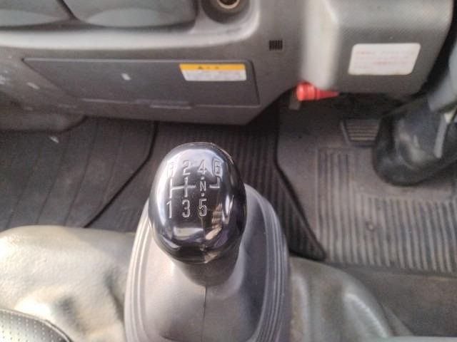 ISUZU ELF 2008 Image 31