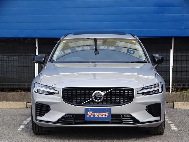 VOLVO V60 2025 Image 31