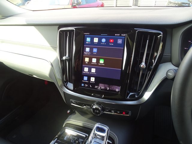 VOLVO V60 2025 Image 31