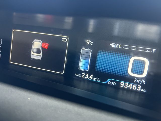 TOYOTA PRIUS 2019 Image 31