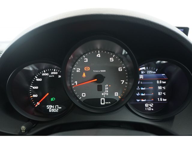 PORSCHE 718CAYMAN S 2017 Image 31