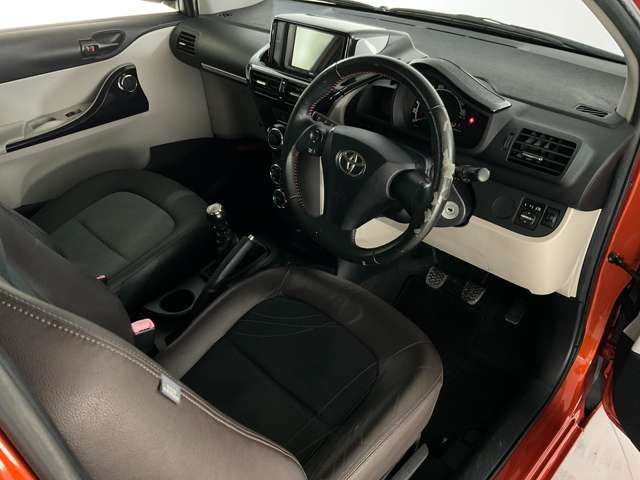 TOYOTA IQ 2013 Image 31