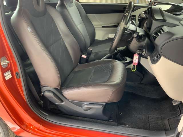 TOYOTA IQ 2013 Image 31