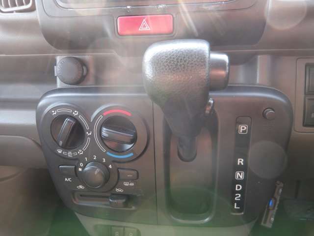 NISSAN NV100 CLIPPER 4WD 2022 Image 31