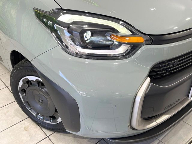 TOYOTA SIENTA HYBRID 2023 Image 31