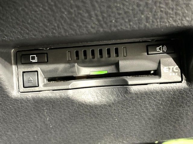 TOYOTA C-HR 2017 Image 31