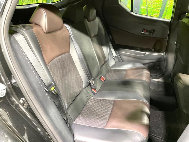 TOYOTA C-HR 2017 Image 31